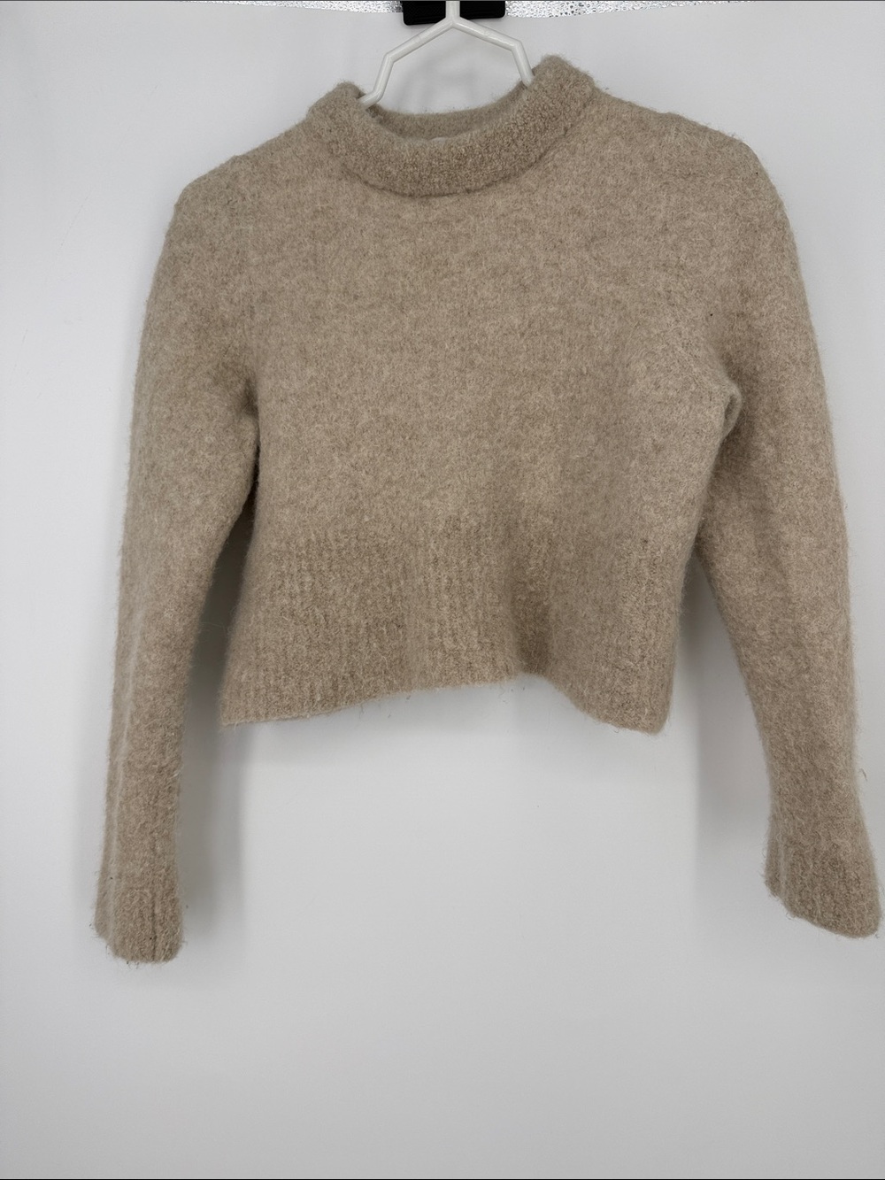 & Other Stories Cream Alpaca Wool Cropped Mock neck sweater size M